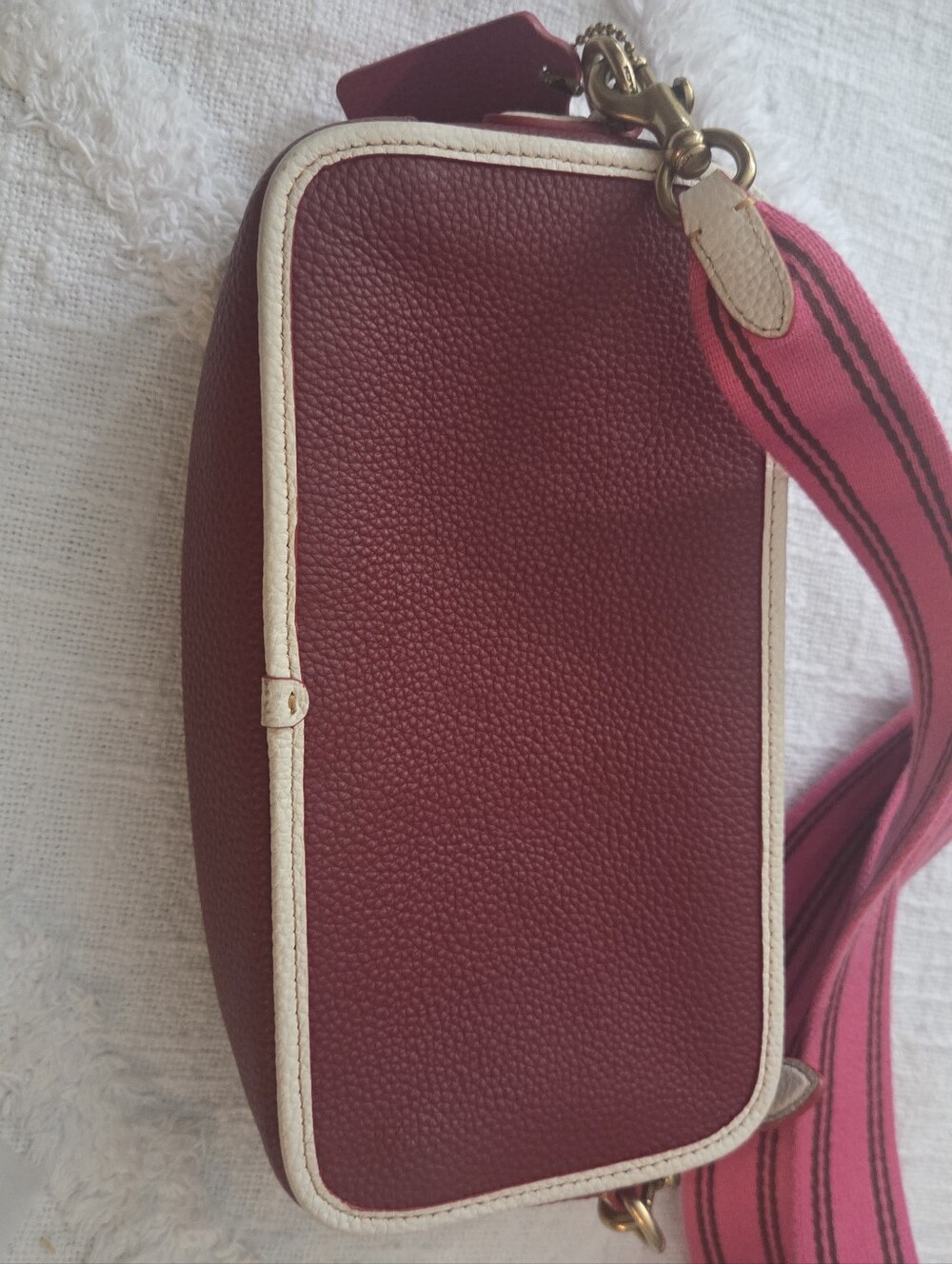 Coach Pink Leather Women's Bag - Picture 9 of 11